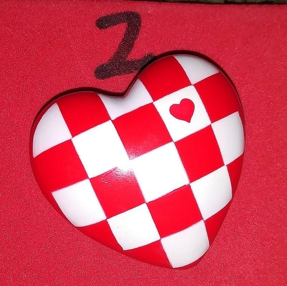I Am Loved & Heart Pins - Picture 3 of 3